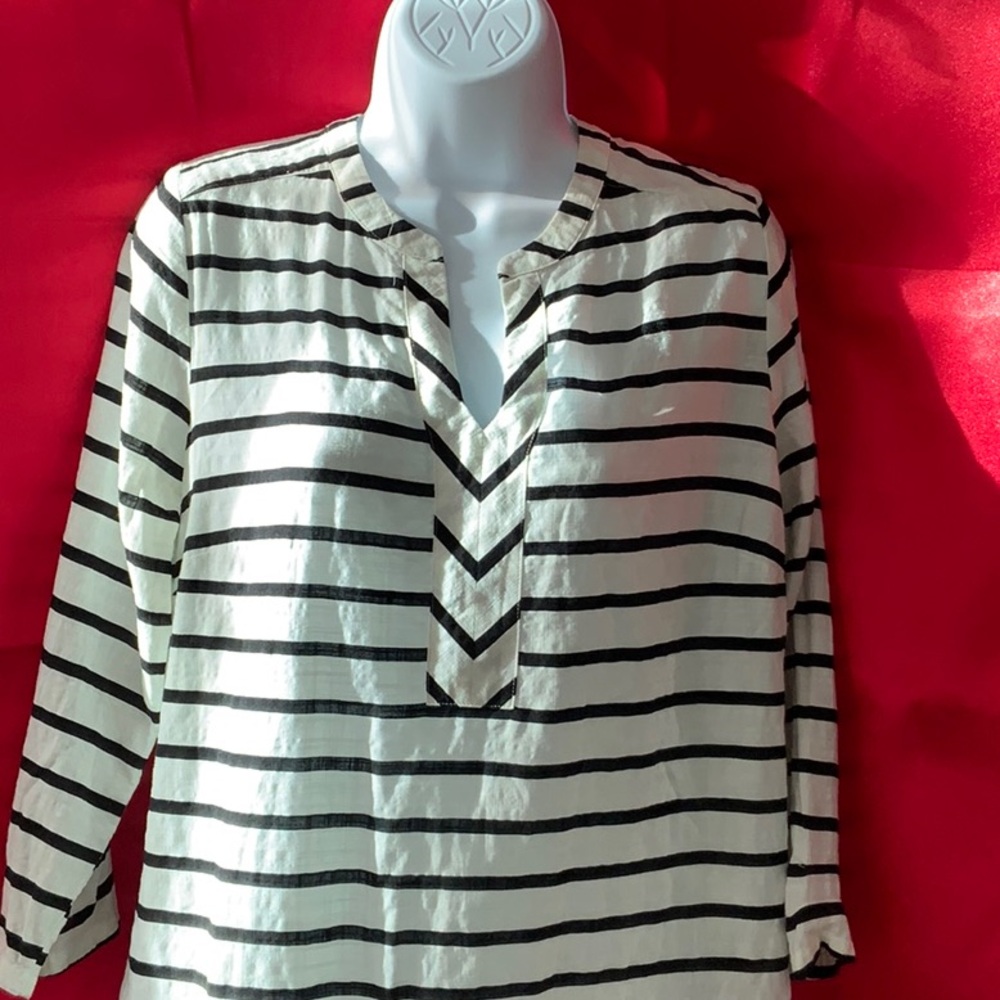 Blouse - Picture 2 of 2